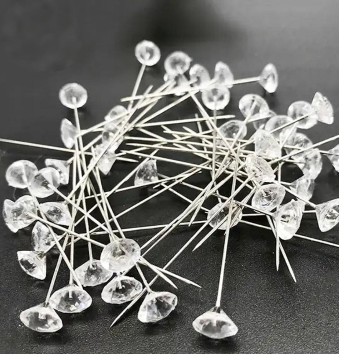 Floral Diamond pin 50 count
